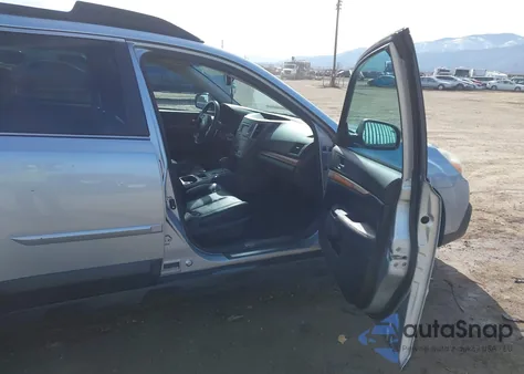 2013 Subaru Outback 2.5I Limited z USA, uszkodzony, nr VIN 4S4BRBKC0D3245950